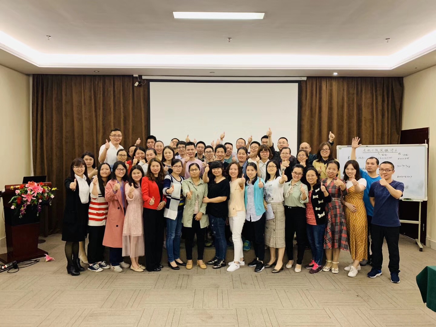 1555642282329558.jpg 917c740699d77d290a4536d3ec0c7f3.jpg